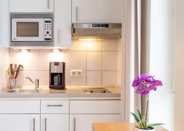 Apartment 621, Seepark *